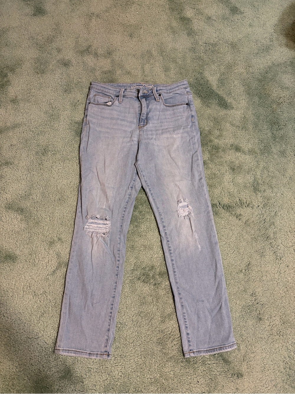 Universal Thread Light Blue Distressed Straight Leg Jeans